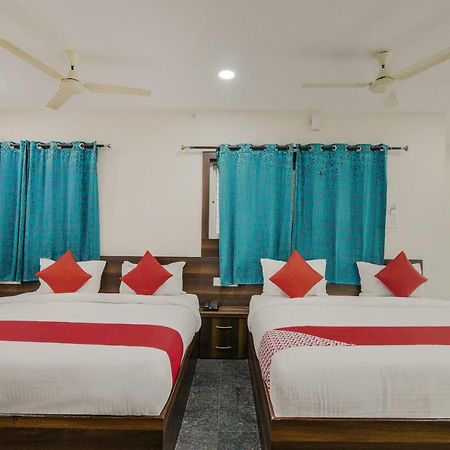 Neema Residency Otel Anantapur Dış mekan fotoğraf