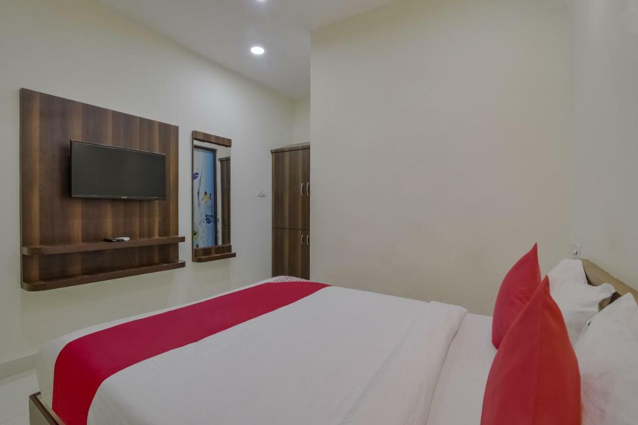 Neema Residency Otel Anantapur Dış mekan fotoğraf