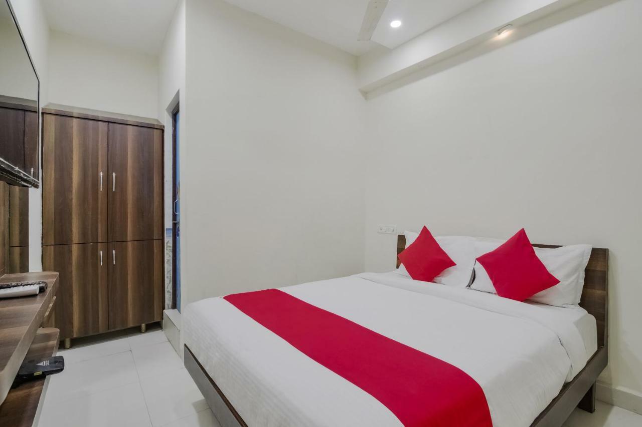 Neema Residency Otel Anantapur Dış mekan fotoğraf