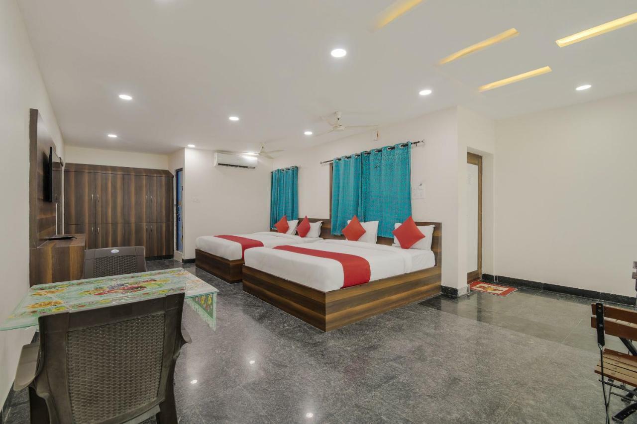 Neema Residency Otel Anantapur Dış mekan fotoğraf