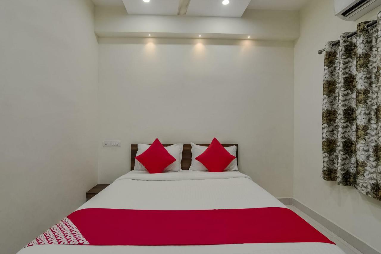 Neema Residency Otel Anantapur Dış mekan fotoğraf